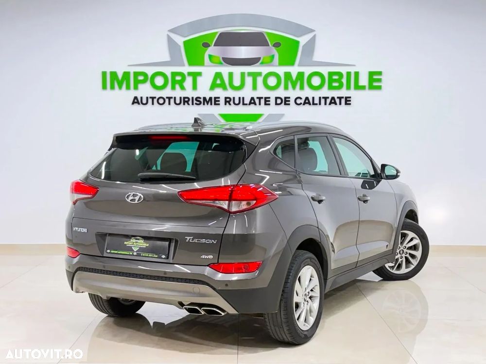 Hyundai Tucson 2.0 CRDI 4WD Automatik Passion - 14