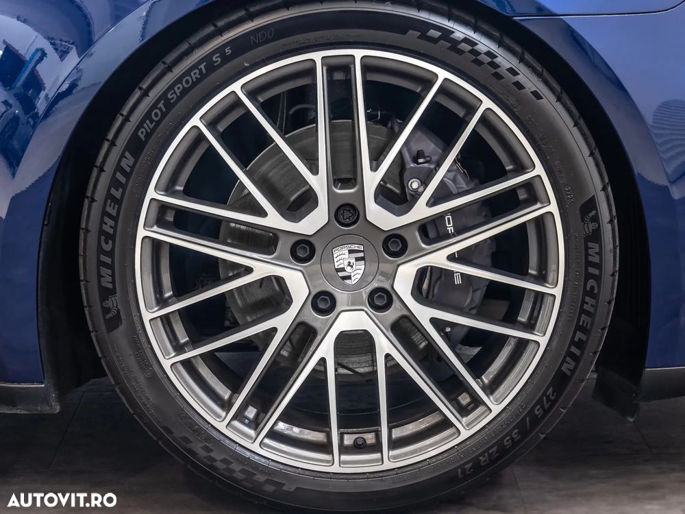 Porsche Panamera 4 - 27