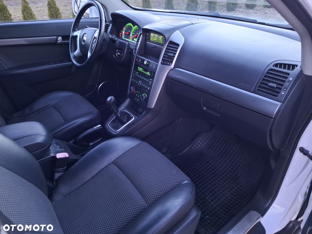 Chevrolet Captiva 2.0 d High - 15