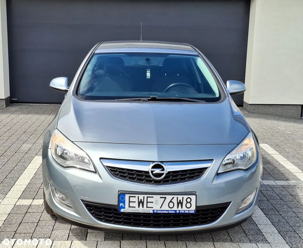 Opel Astra 1.4 T Cosmo - 3