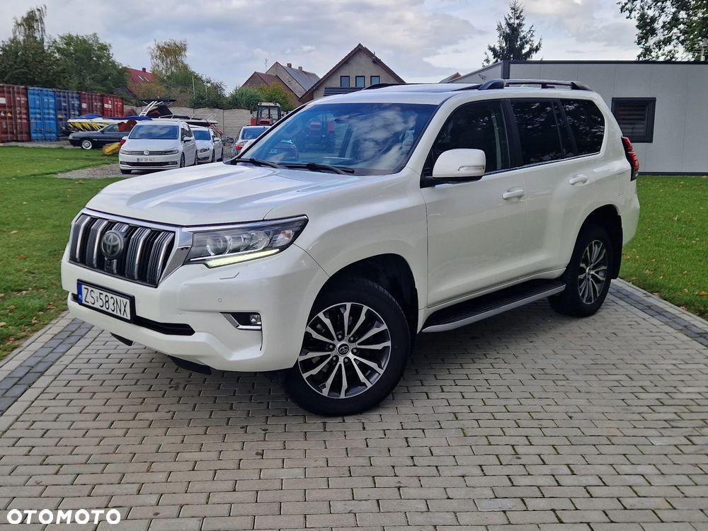 Toyota Land Cruiser - 37
