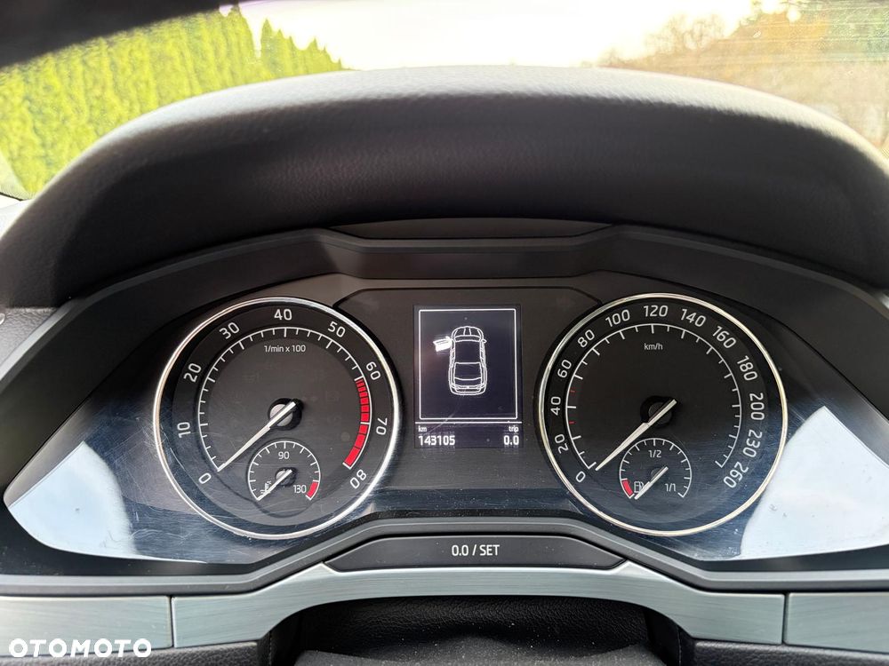 Skoda Superb 1.8 TSI Ambition DSG - 16