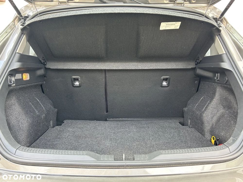 Toyota Auris 1.6 Active - 23