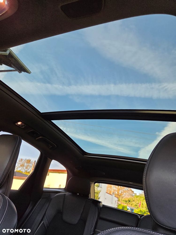 Volvo XC 60 D4 AWD R-Design - 25