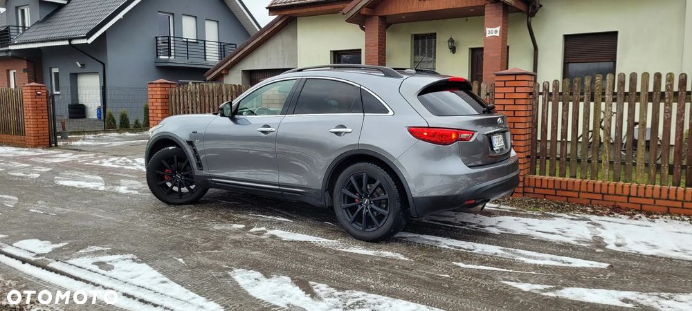 Infiniti QX70 3.7 S Premium - 10