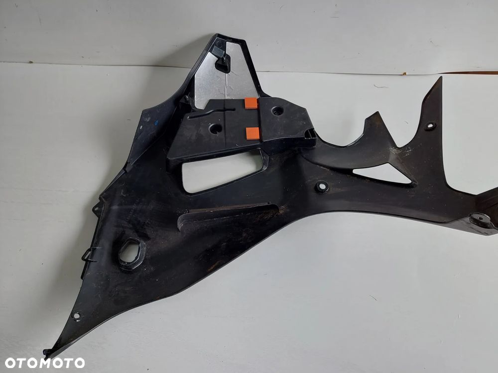 SUZUKI GSXF 650 owiewka bok boczek prawy - 5