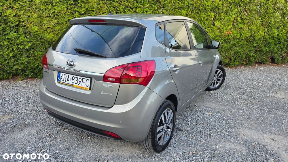 Kia Venga 1.4 CVVT Fifa World Cup Edition - 34