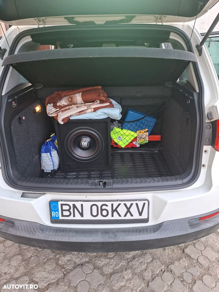 Volkswagen Tiguan - 6