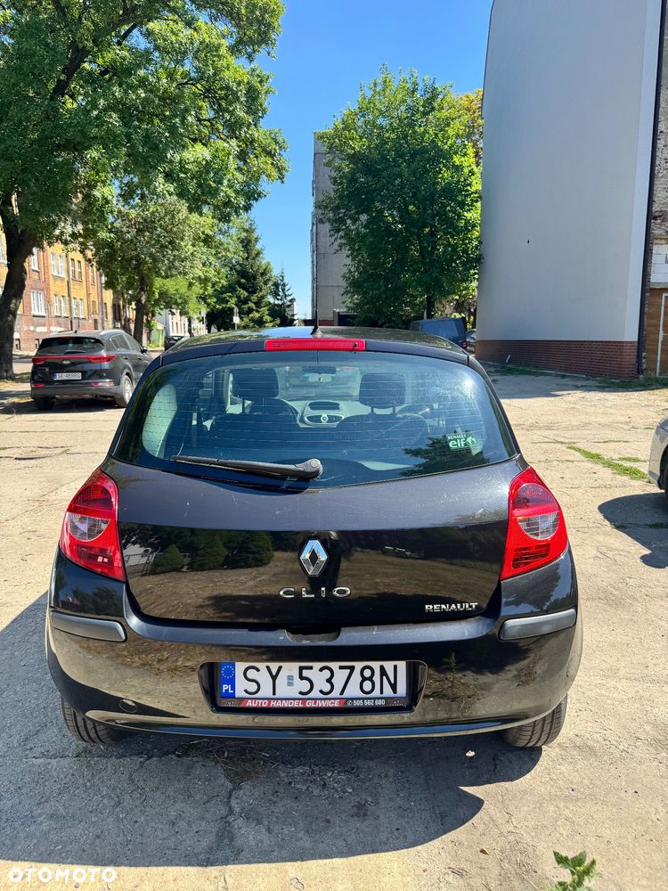 Renault Clio 1.2 16V Dynamique - 5