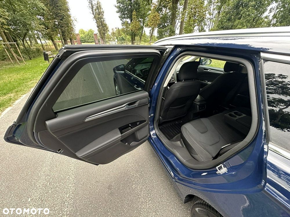 Ford Mondeo - 18