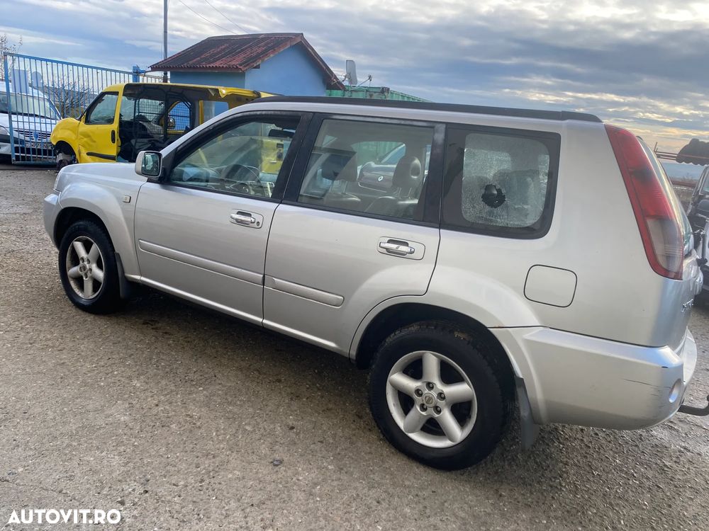 Dezmembrez piese Nissan X Trail T30 - 7