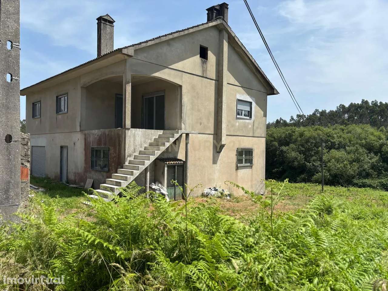 Terreno em Albergaria dos Doze com moradia T5 em fase de conclusão - Grande imagem: 4/22