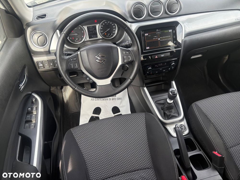 Suzuki Vitara 1.6 DDiS (4x4) Allgrip Comfort - 25