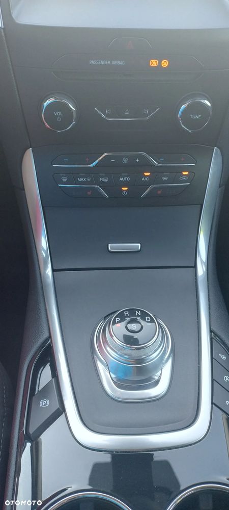 Ford S-Max 2.0 EcoBlue Titanium - 15