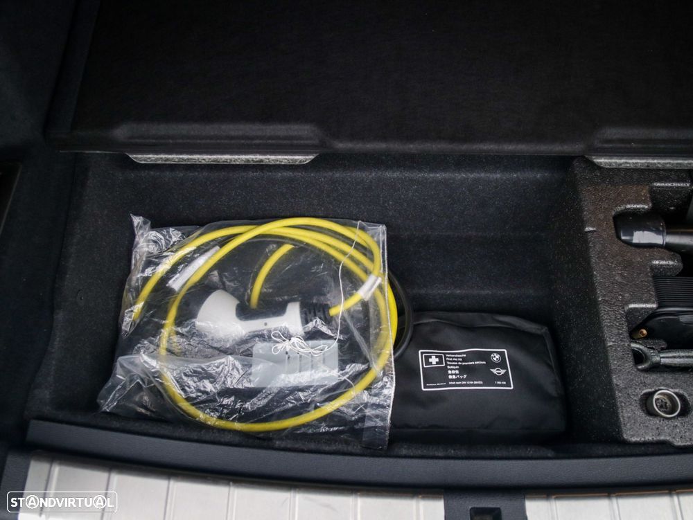 BMW X1 25 e xDrive Pack M - 11