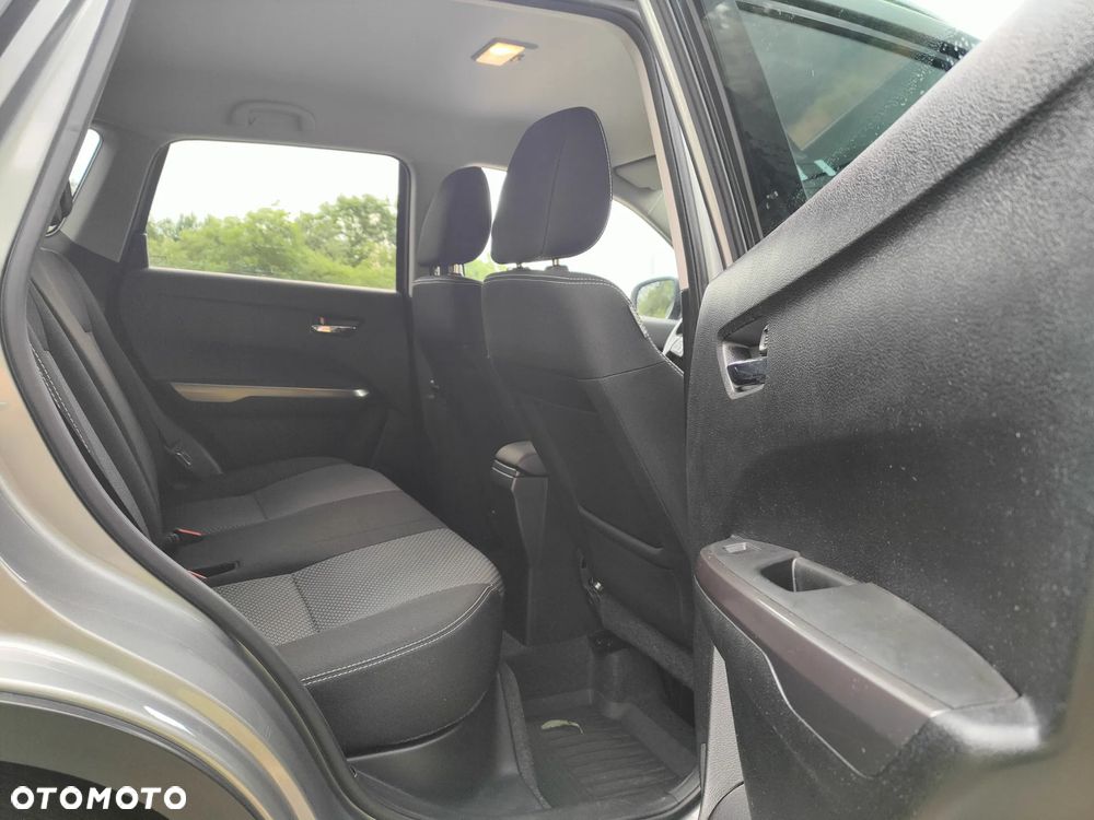 Suzuki Vitara 1.4 Boosterjet mHEV Premium Plus 2WD - 17