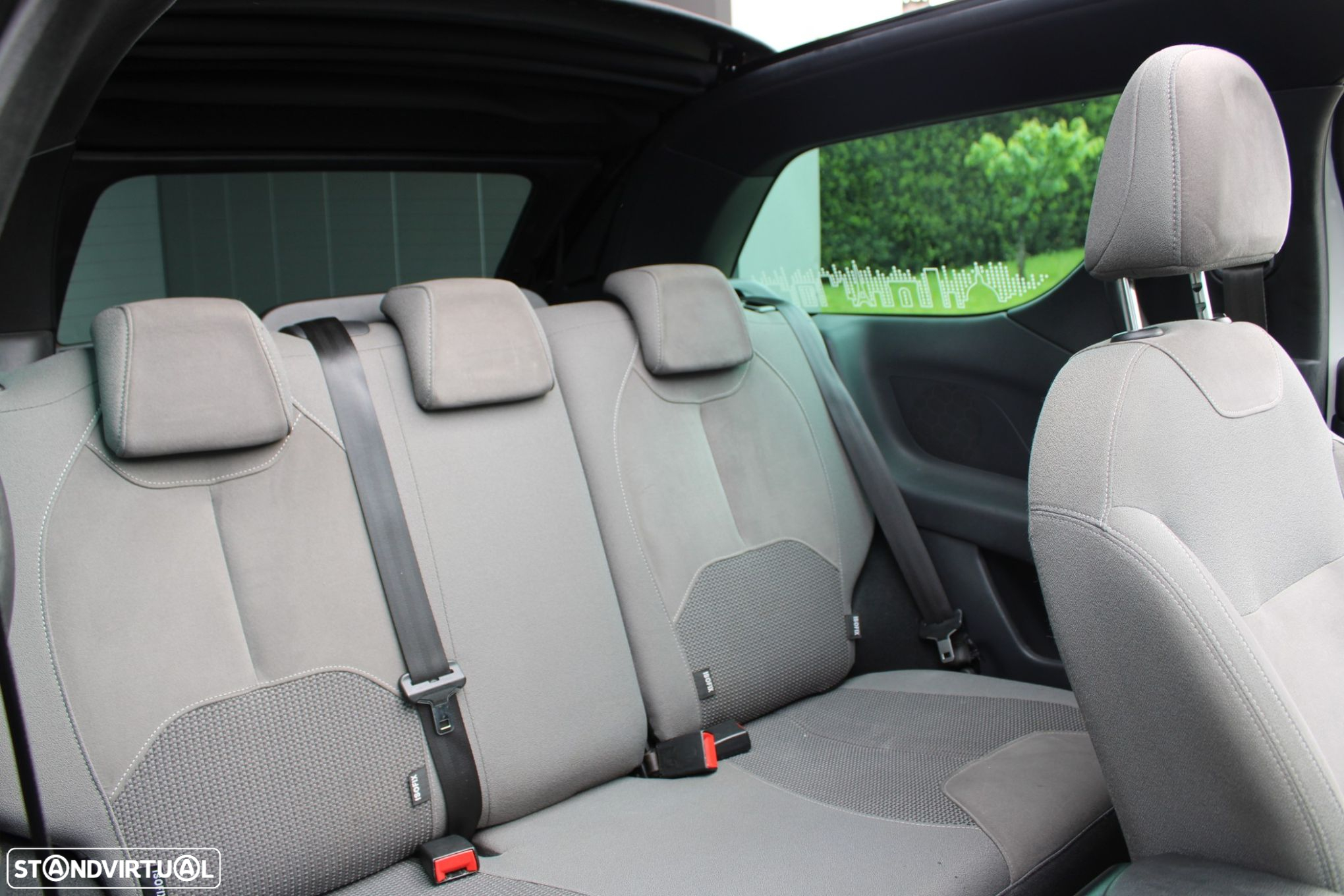 Citroën DS3 1.6 e-HDi So Chic - 24