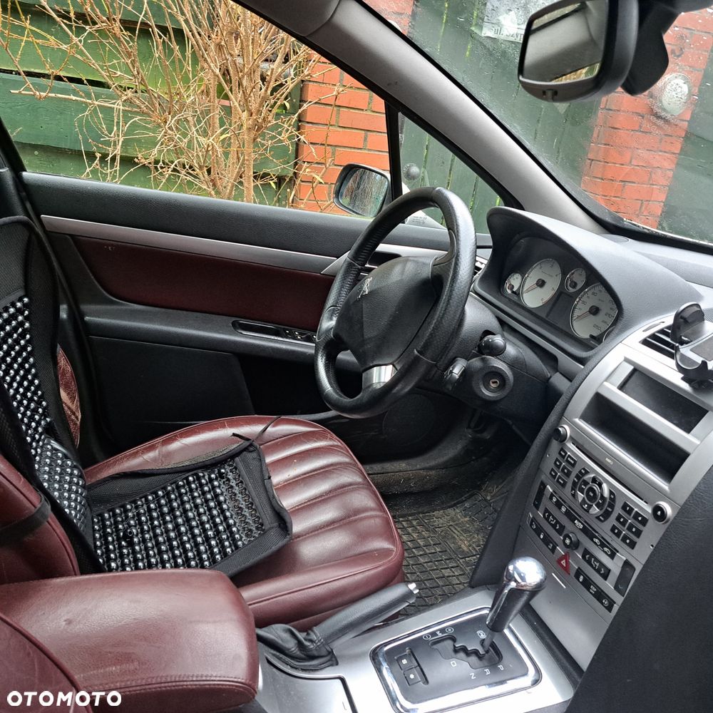 Peugeot 407 - 4
