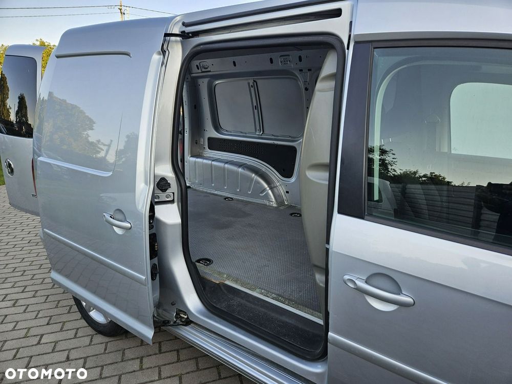 Volkswagen Caddy - 26