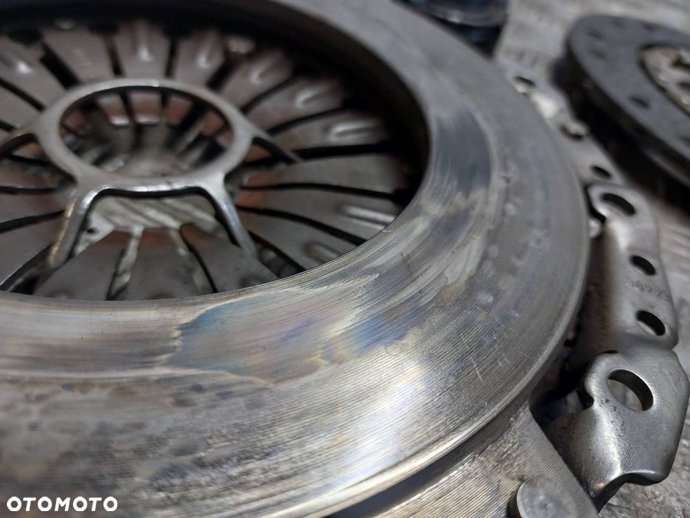 KOŁO DWUMASOWE + TARCZA + DOCISK + ŁOŻYSKO OPOROWE BMW E39 520i 2.0 24V - 7