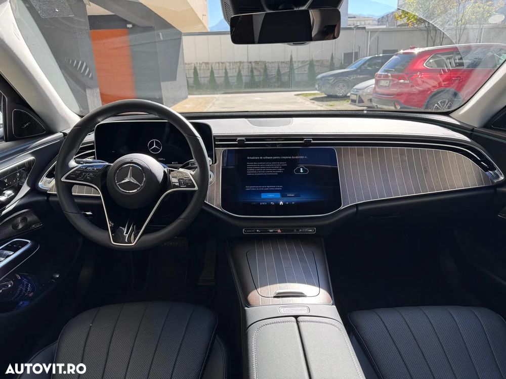 Mercedes-Benz E 220 d 9G-TRONIC - 12