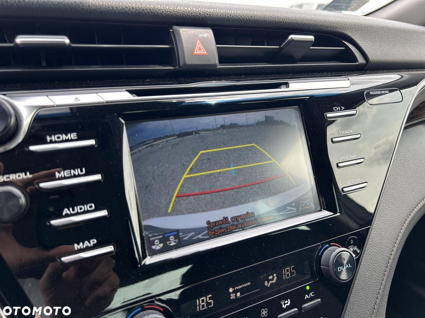 Toyota Camry - 20
