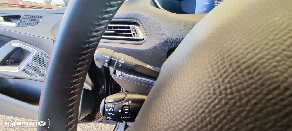 Peugeot 308 SW 1.5 BlueHDi Active Pack - 19