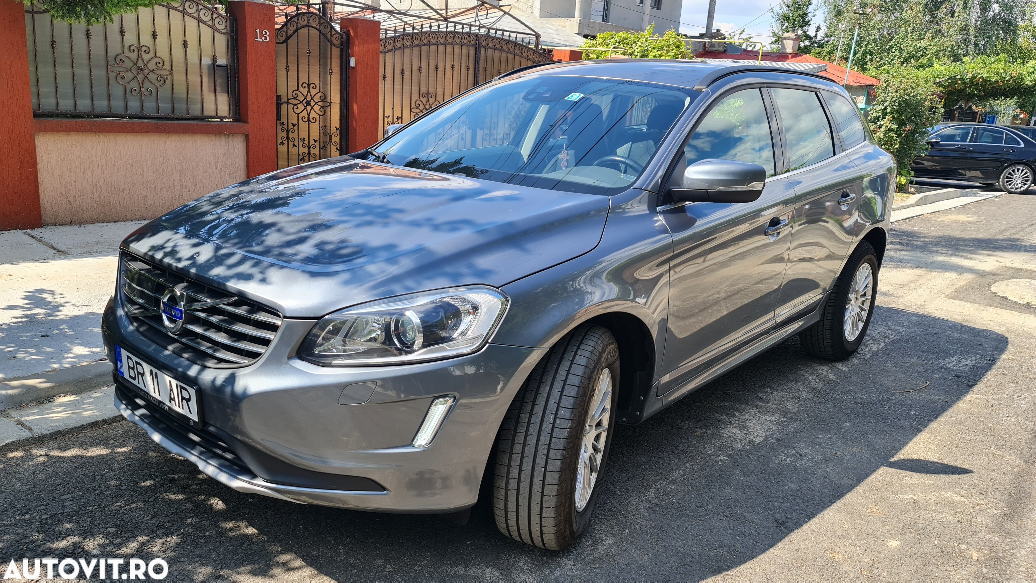 Volvo XC 60 D4 AWD Geartronic Summum - 1