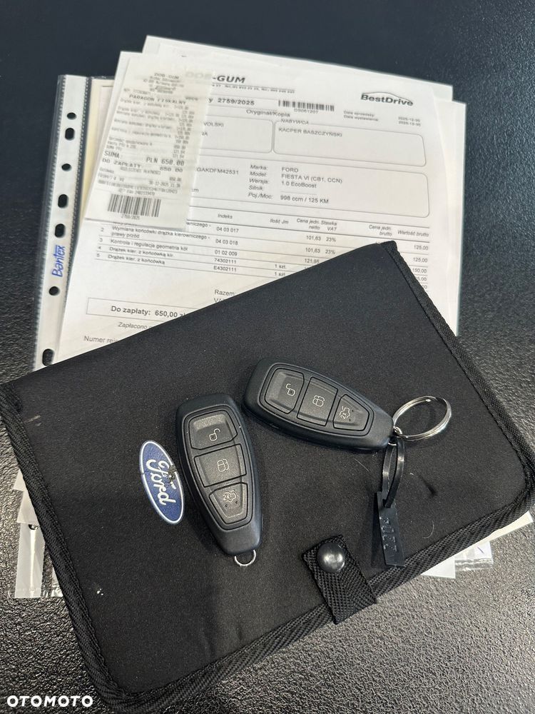 Ford Fiesta 1.0 EcoBoost STart-Stop Titanium - 14