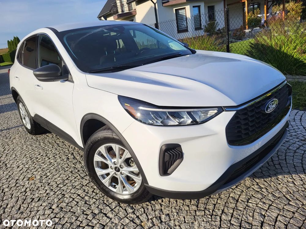 Ford Kuga - 18