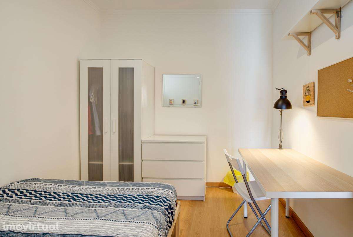 Quarto - localizado em Penha de França Lisbon - Grande imagem: 3/17