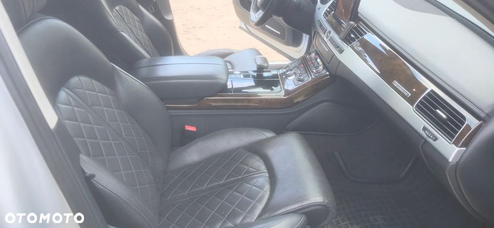 Audi A8 4.2 TDI Quattro - 25