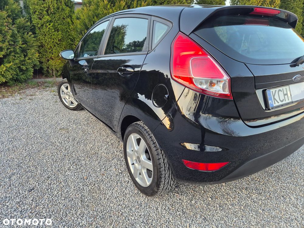 Ford Fiesta 1.25 Celebration - 10