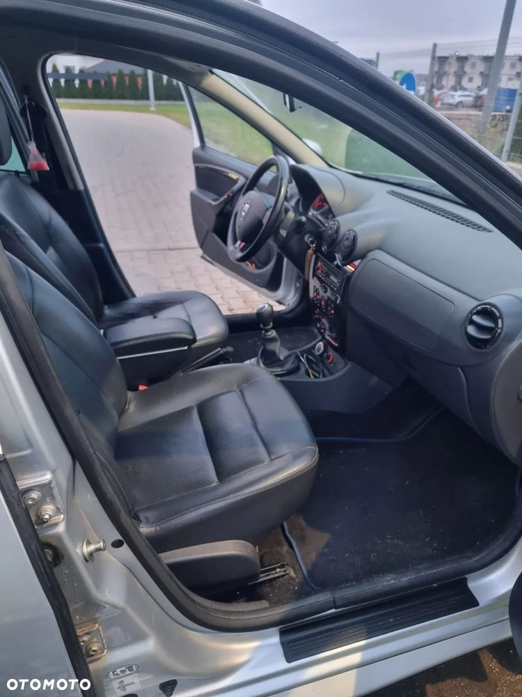 Dacia Duster 1.5 dCi Laureate 4x4 - 6