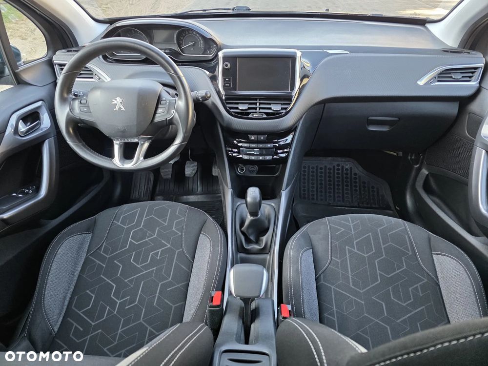 Peugeot 2008 1.2 Pure Tech Crossway S&S - 15