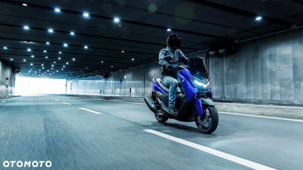 Yamaha NMAX - 4