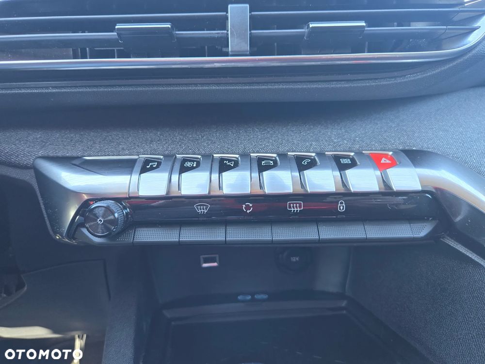 Peugeot 5008 BlueHDi 130 EAT8 Allure Pack - 25