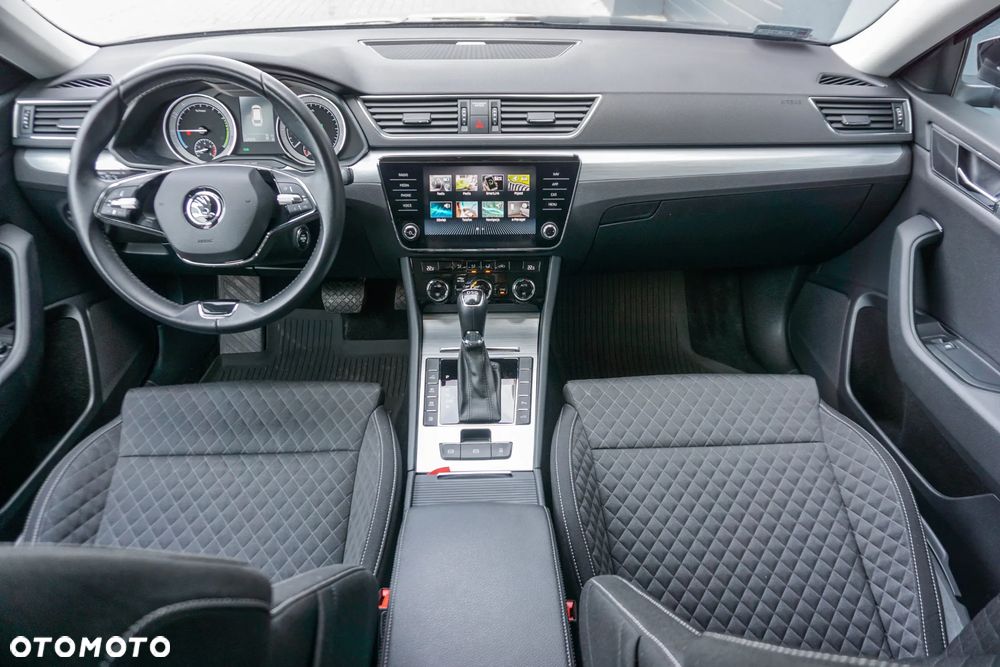 Skoda Superb 1.4 TSI Plug-In Hybrid Ambition DSG - 38