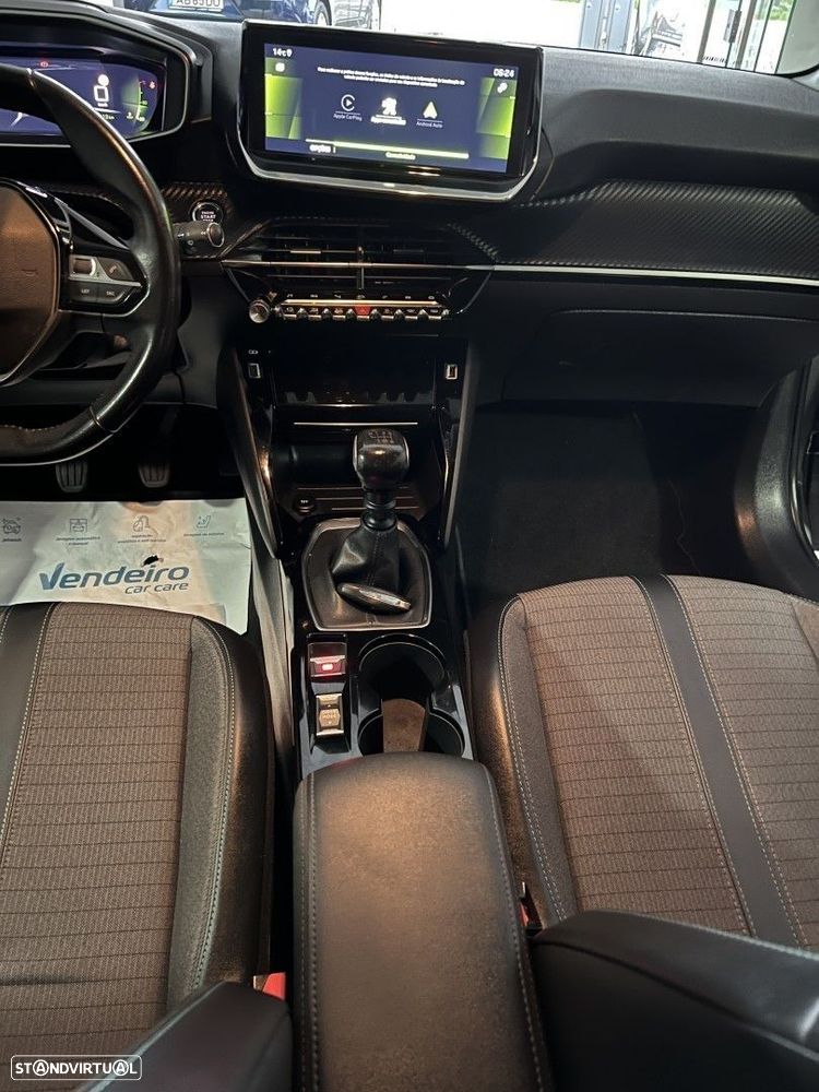 Peugeot 208 1.2 PureTech Allure - 17