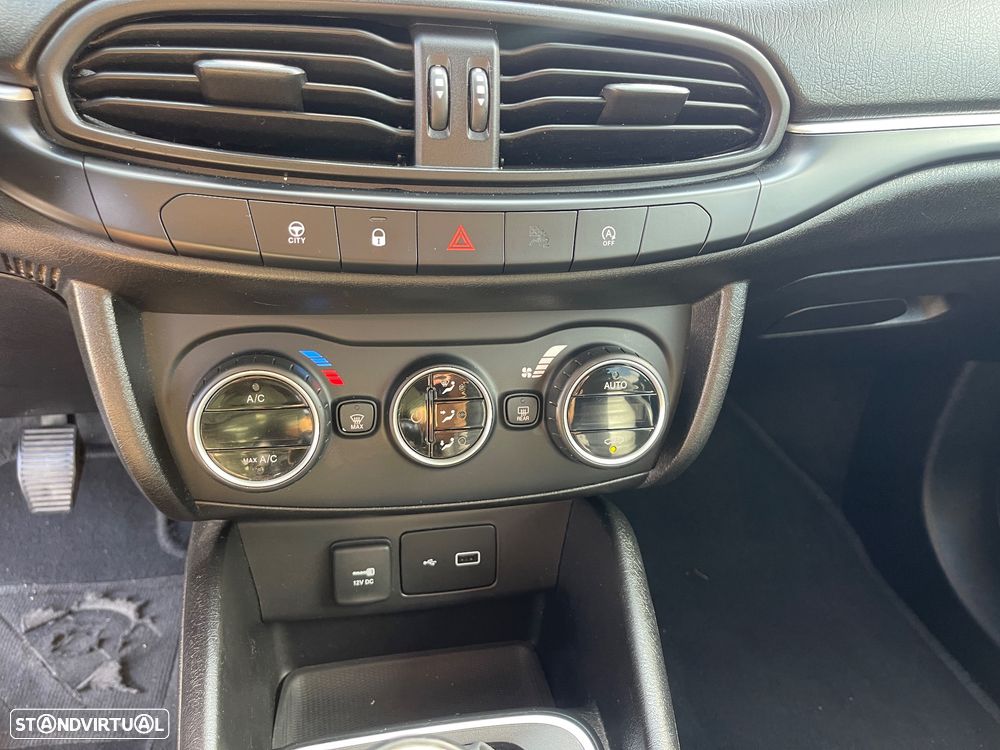 Fiat Tipo 1.3 M-Jet Lounge - 22