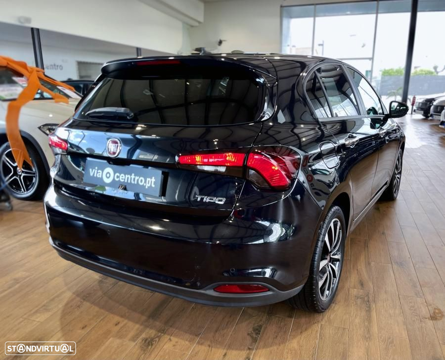 Fiat Tipo 1.3 M-Jet Lounge - 2