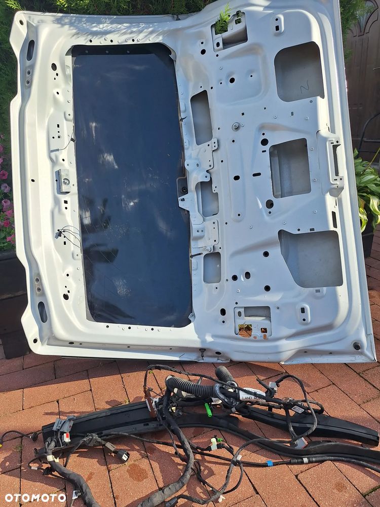 Tylna klapa i tylny zderzak do Discovery Sport 2,0 D - 2