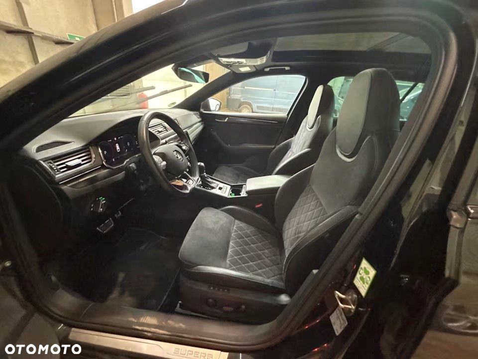 Skoda Superb 2.0 TDI 4x4 DSG Sportline - 13