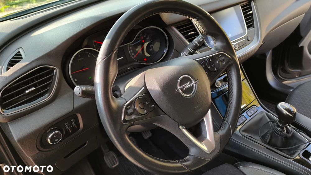 Opel Grandland X - 11