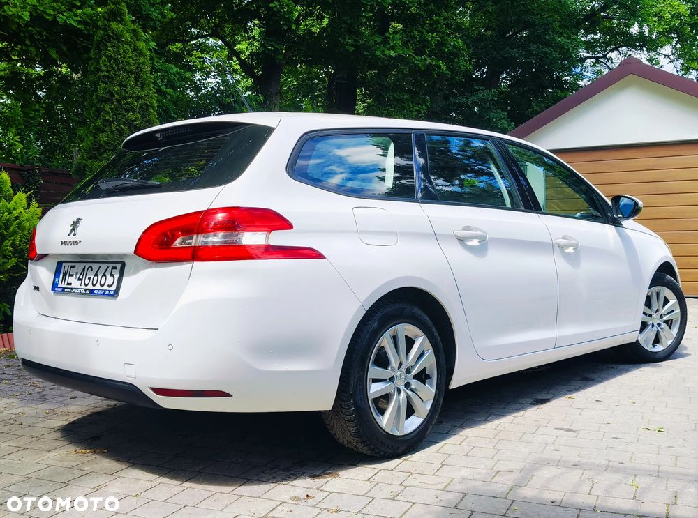 Peugeot 308 1.5 BlueHDi Active Pack Business S&S EAT8 - 9