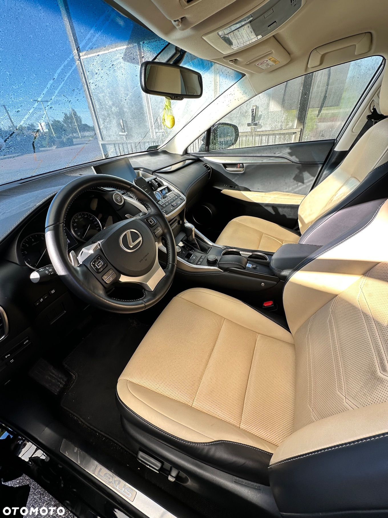 Lexus NX 200t Comfort AWD - 13