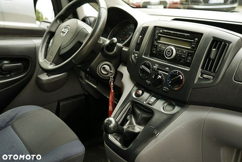 Nissan NV200 - 23