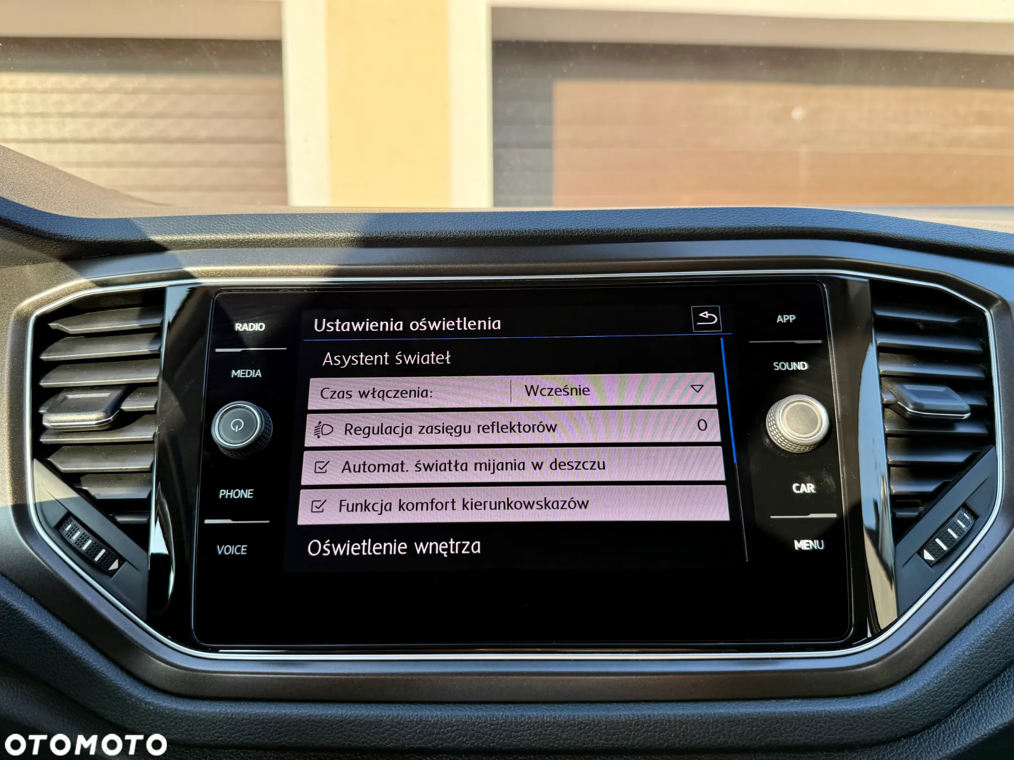 Volkswagen T-Roc 1.5 TSI Life - 38