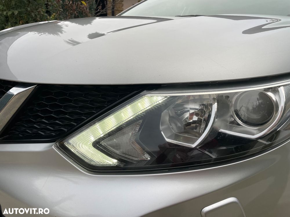Nissan Qashqai - 25