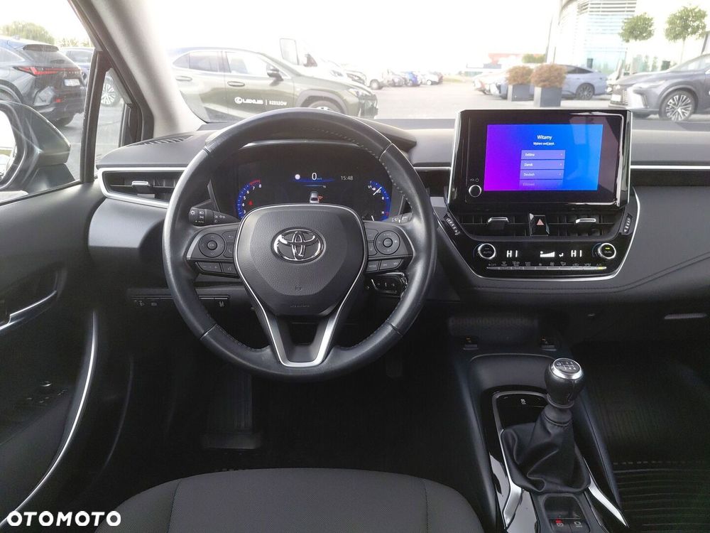Toyota Corolla - 12
